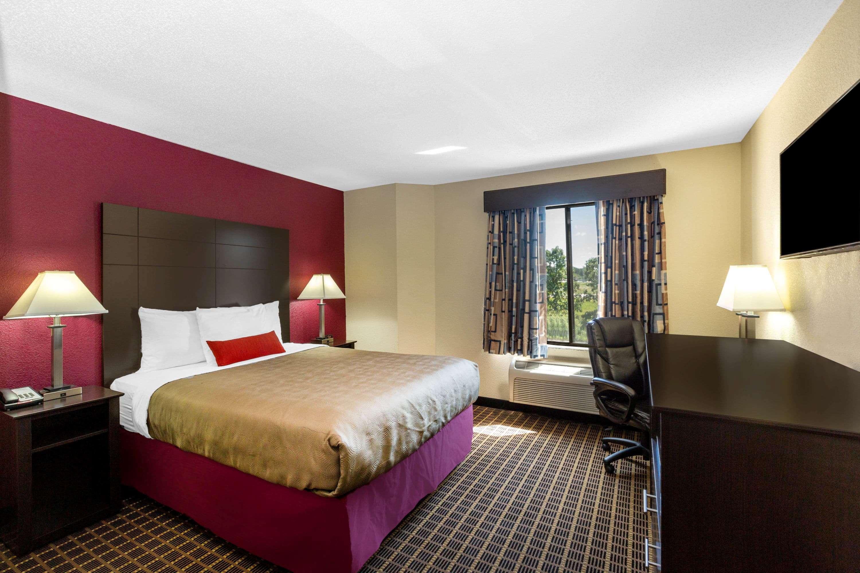 Baymont Inn & Suites By Wyndham Mukwonago Exterior foto