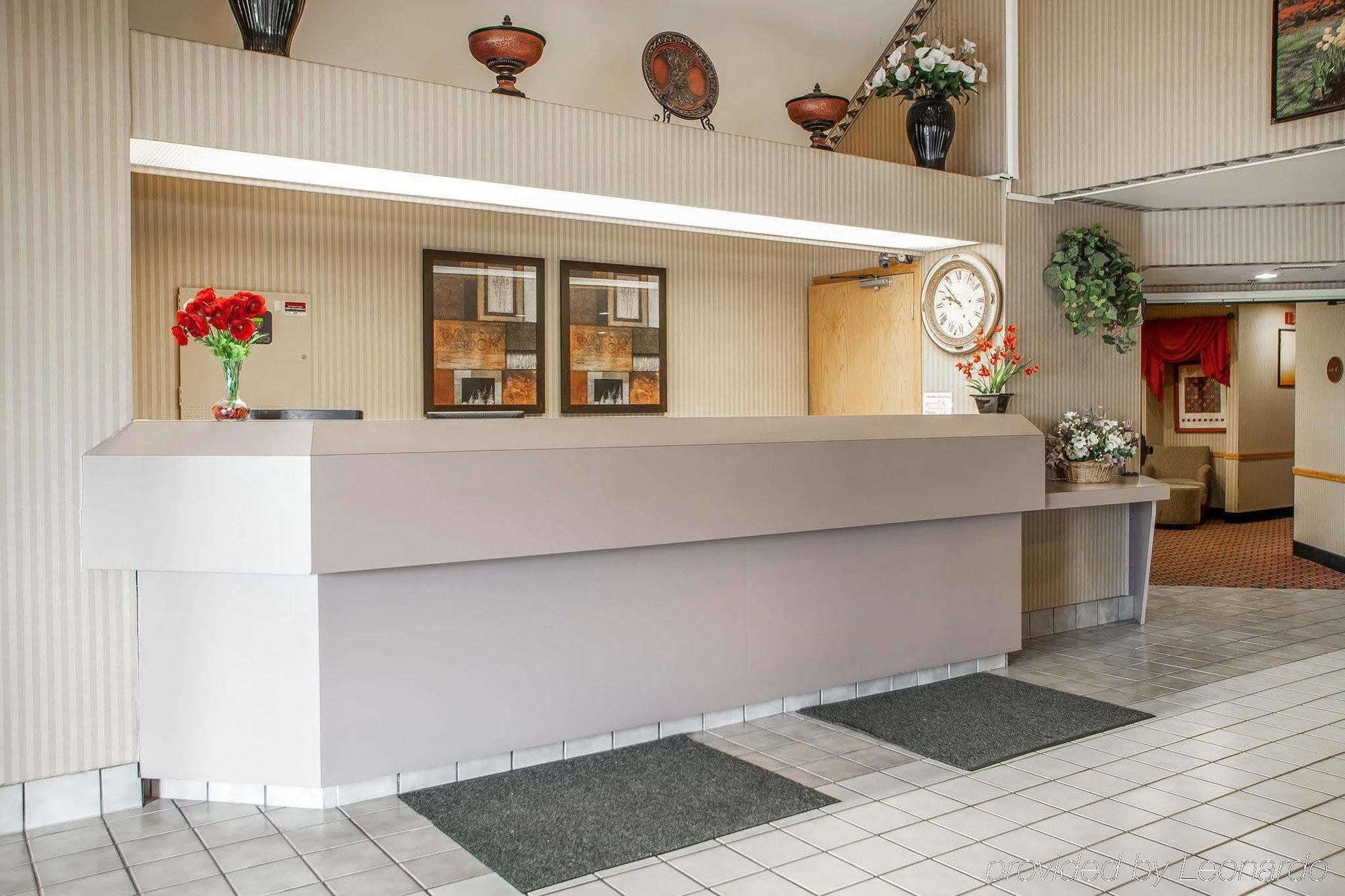 Baymont Inn & Suites By Wyndham Mukwonago Exterior foto